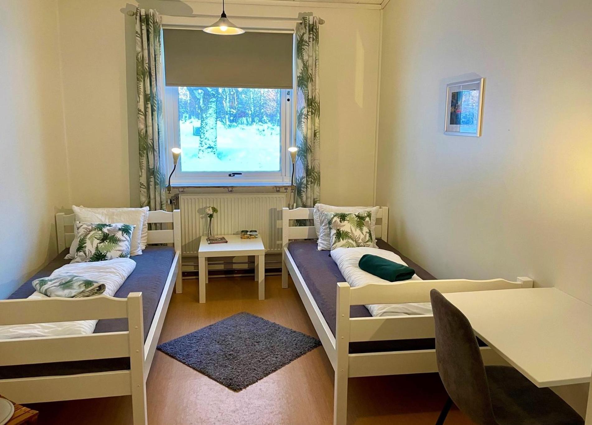 Haellefors Vandrarhem-Hostel & Kanotcenter Dış mekan fotoğraf