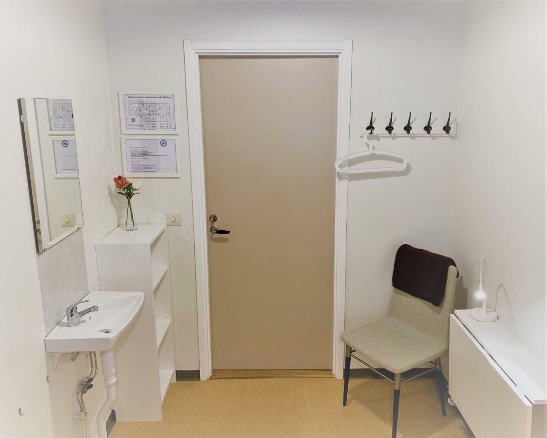 Haellefors Vandrarhem-Hostel & Kanotcenter Dış mekan fotoğraf